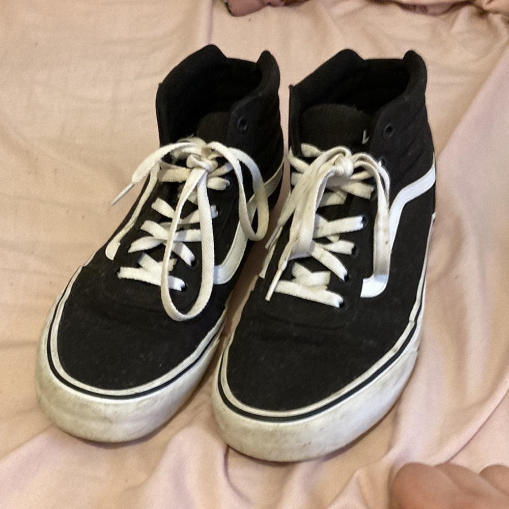 Vans - Picture 5 of 5